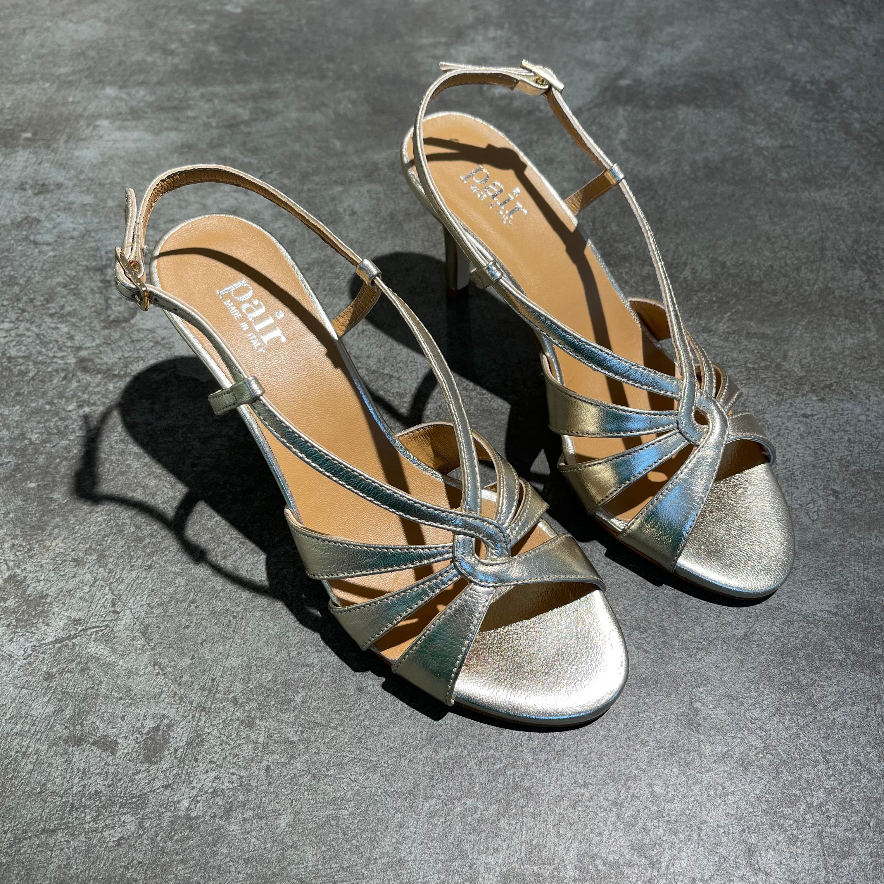 A PAIR - DANCE SANDAL PLATINO